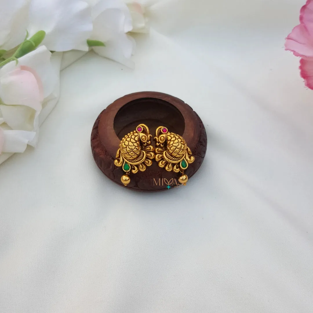 Elegant Look Peacock Motifs Stud