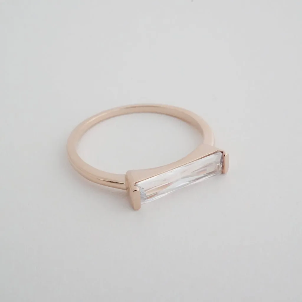 Lorena Baguette Ring