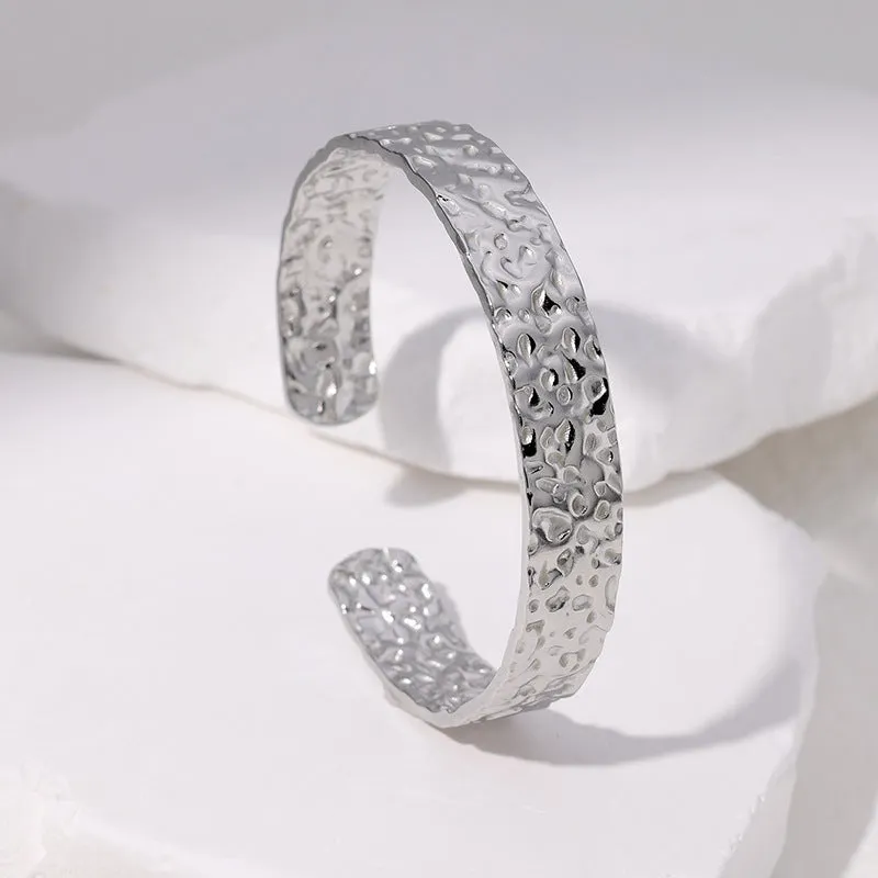 Luxurious Pleated Stainless Steel Electroplating Bangles