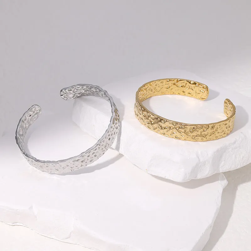 Luxurious Pleated Stainless Steel Electroplating Bangles