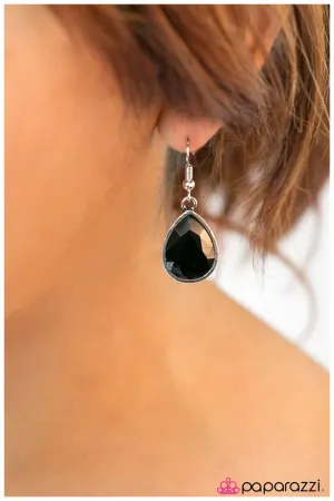 Paparazzi Earring ~ Lovelust - Black