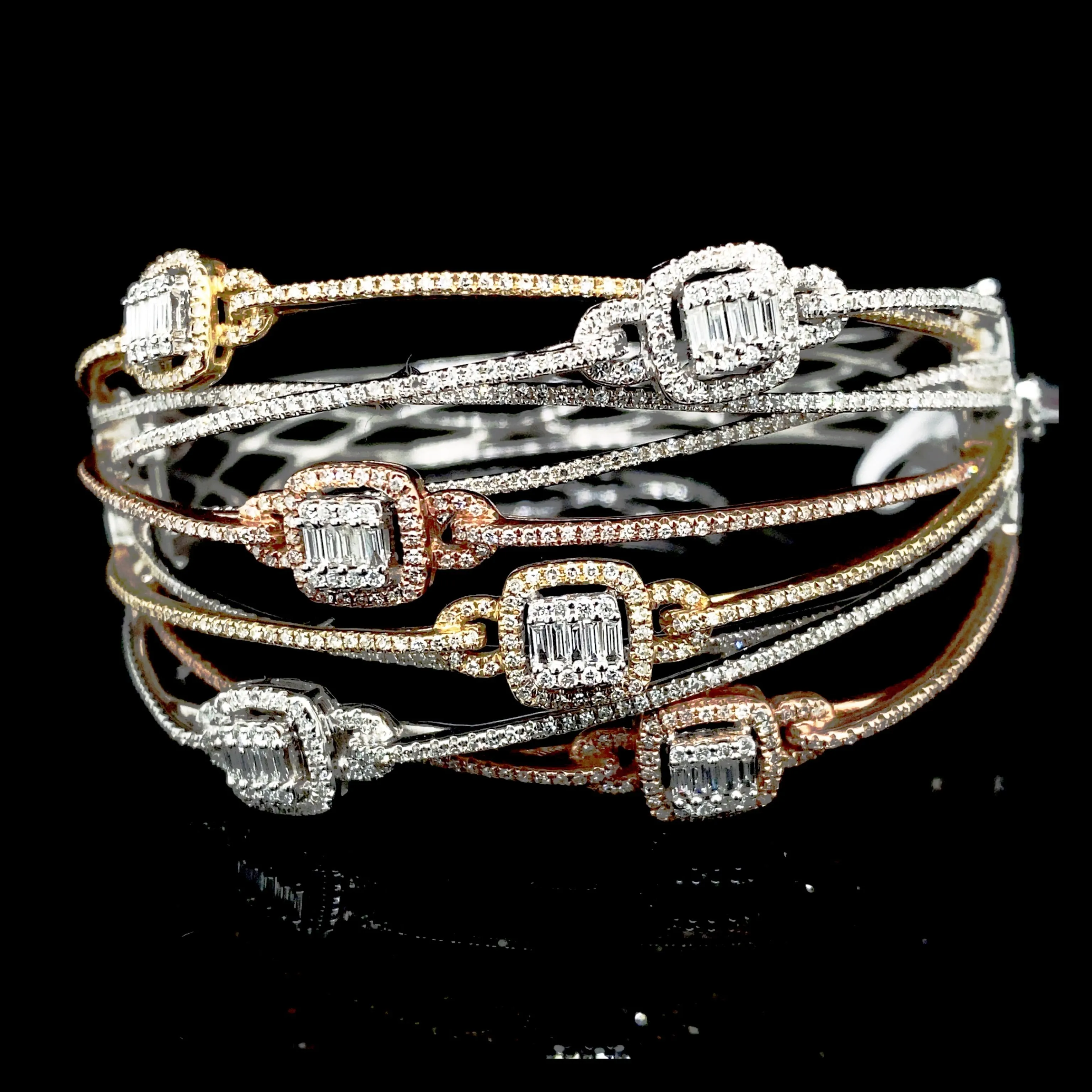 PREORDER | Multi-Tone Crossover Diamond Bangle 14kt