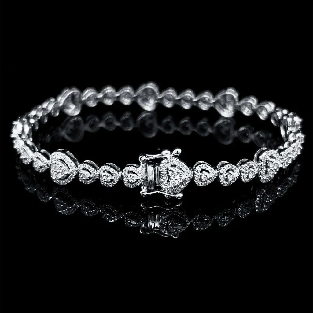 PREORDER | Round Heart Eternity Tennis Diamond Bracelet 14kt