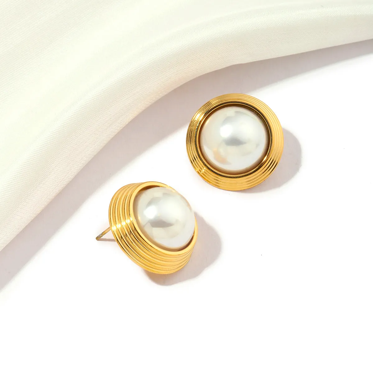 Retro Roman Style Geometric Inlay Pearl Ear Studs