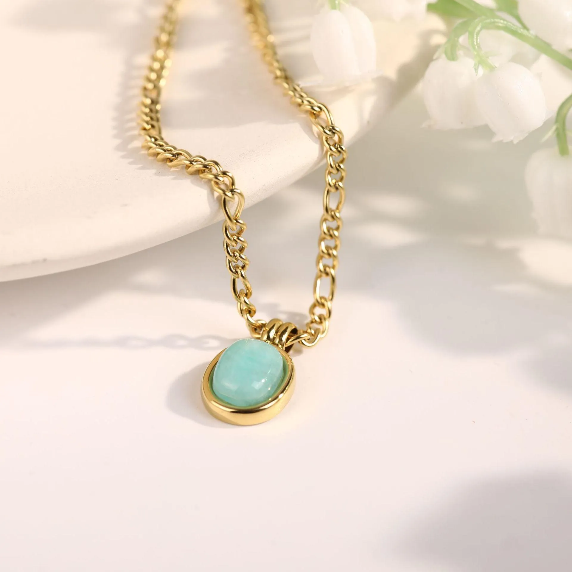 Vintage Water Drop Pendant Necklace